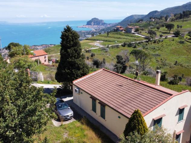 casa indipendente in vendita a Cefalù