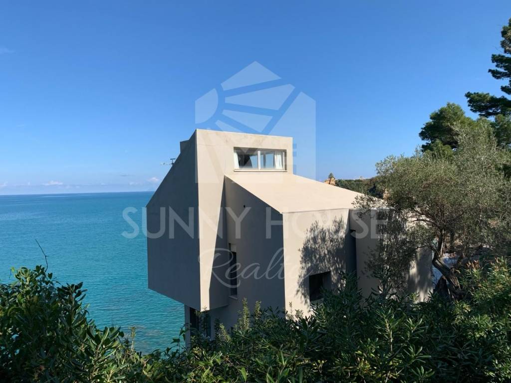 casa indipendente in vendita a Cefalù