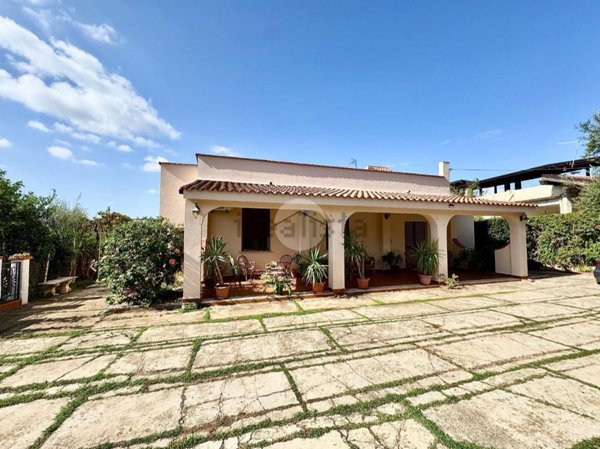 casa indipendente in vendita a Cefalù