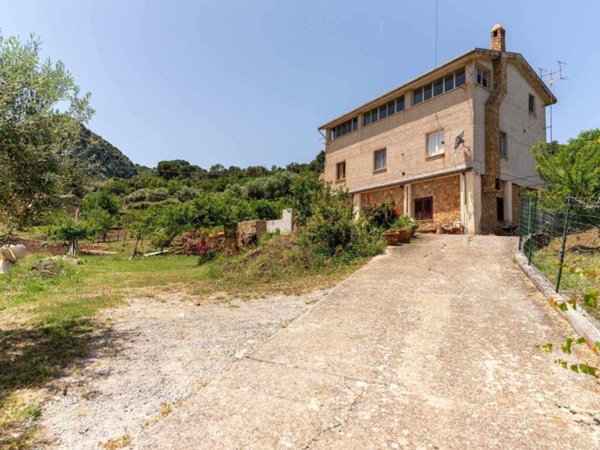casa indipendente in vendita a Cefalù