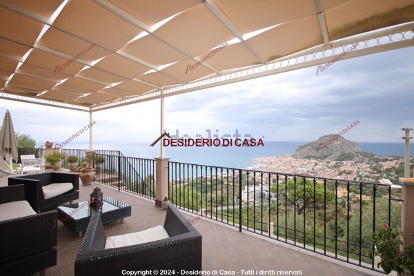 casa indipendente in vendita a Cefalù
