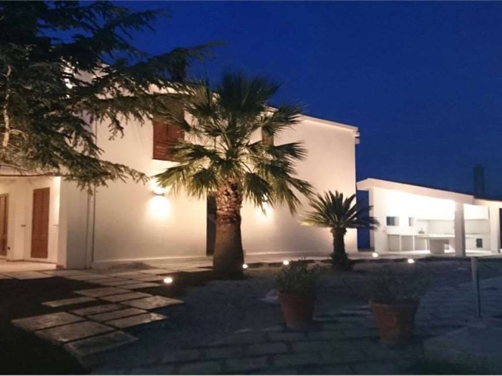casa indipendente in vendita a Cefalù