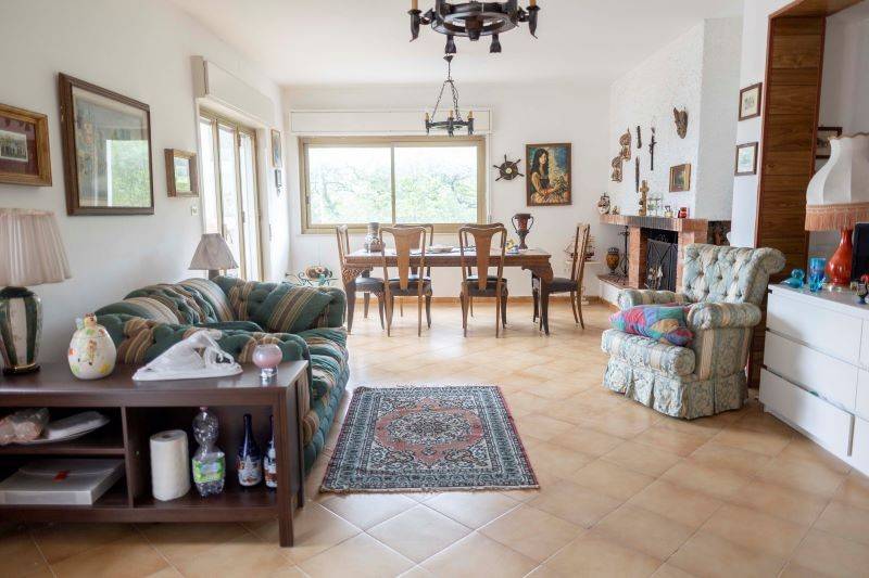 casa indipendente in vendita a Cefalù