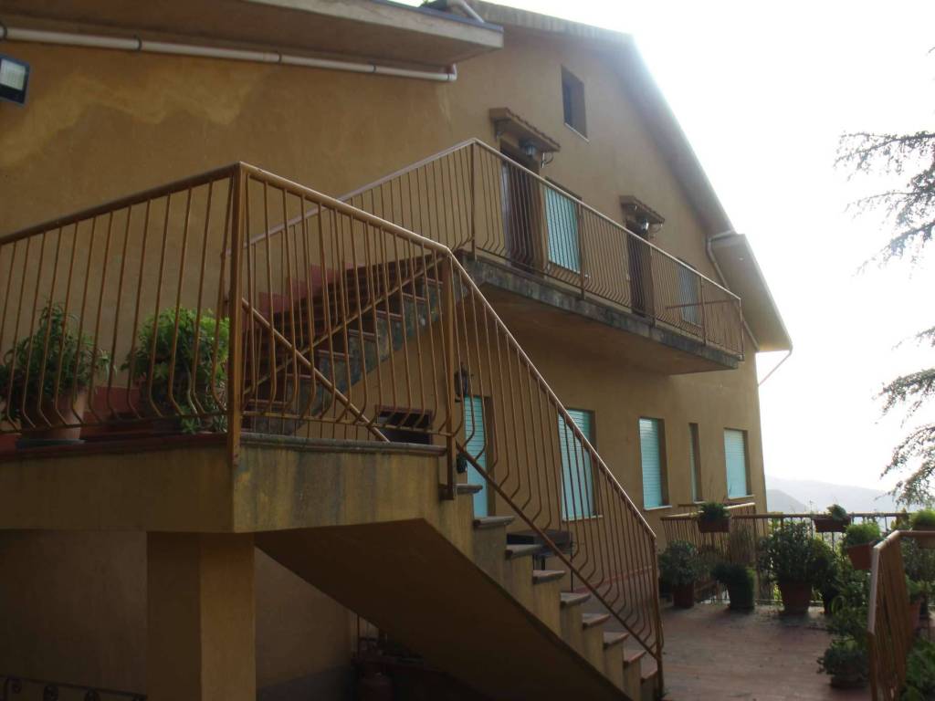 casa indipendente in vendita a Cefalù