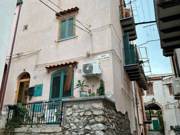 casa indipendente in vendita a Cefalù