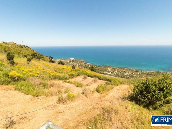 casa indipendente in vendita a Cefalù