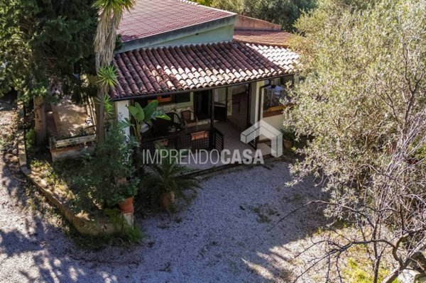 casa indipendente in vendita a Cefalù in zona Gibilmanna