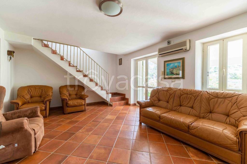 casa indipendente in vendita a Cefalù