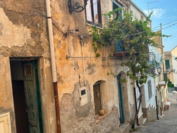 casa indipendente in vendita a Cefalù in zona Sant'Ambrogio
