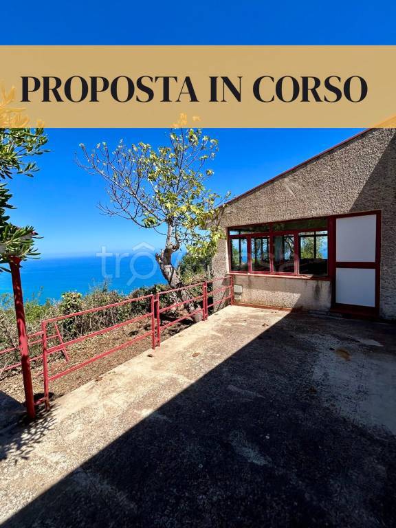 casa indipendente in vendita a Cefalù