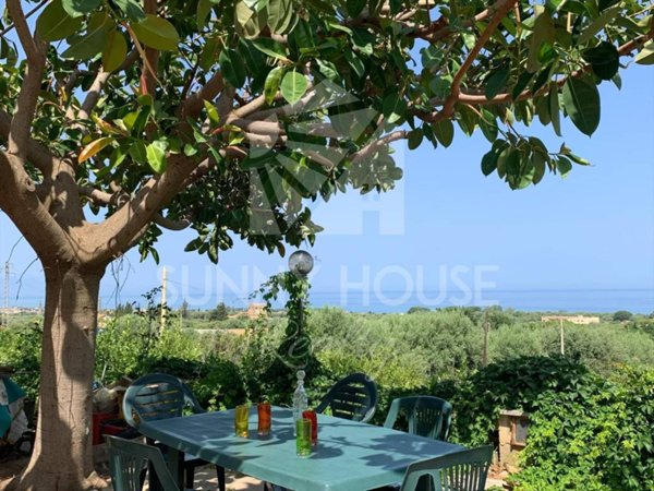 casa indipendente in vendita a Cefalù