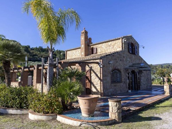 casa indipendente in vendita a Cefalù