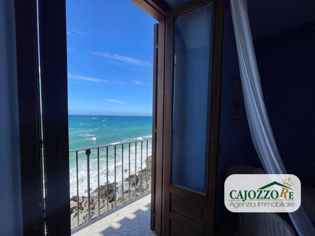 casa indipendente in vendita a Cefalù