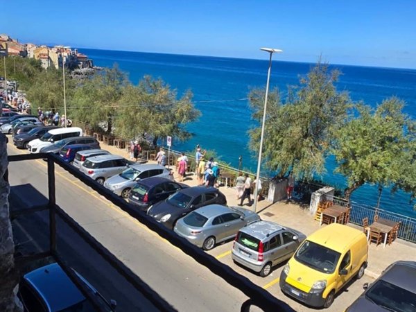 intera palazzina in vendita a Cefalù