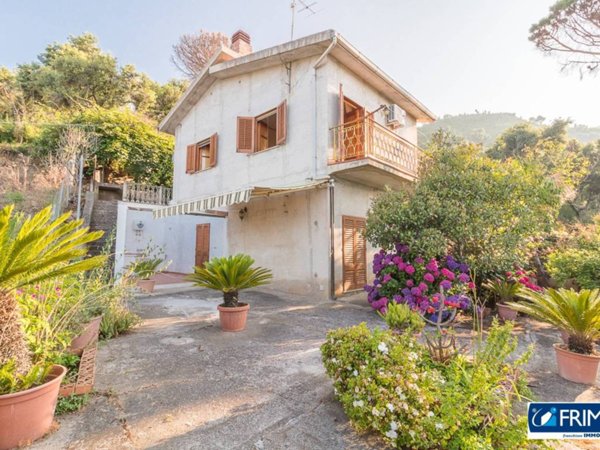 casa indipendente in vendita a Cefalù