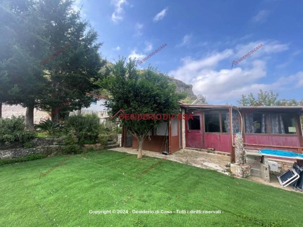 casa indipendente in vendita a Cefalù