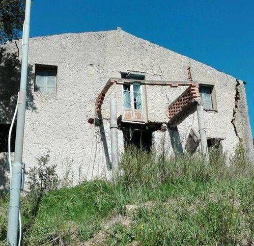 pentavano in vendita a Cefalù