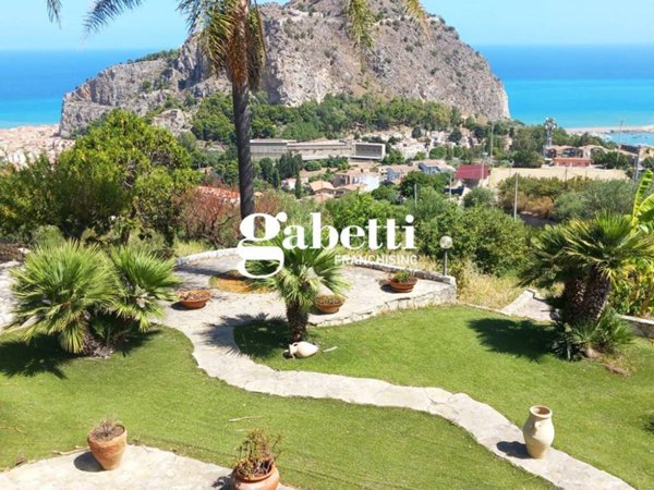 casa indipendente in vendita a Cefalù