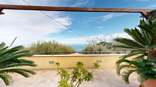 casa indipendente in vendita a Cefalù in zona Sant'Ambrogio