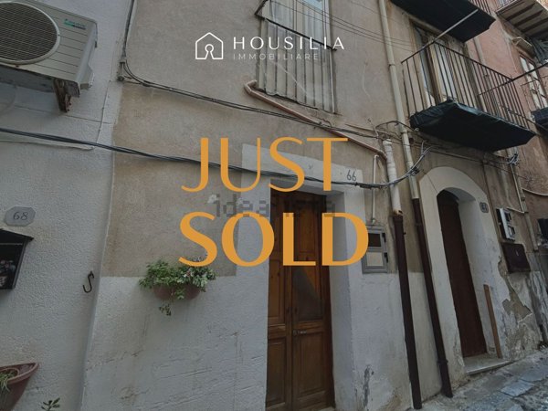 casa indipendente in vendita a Cefalù