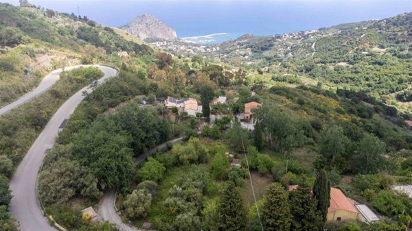 terreno agricolo in vendita a Cefalù in zona Gibilmanna