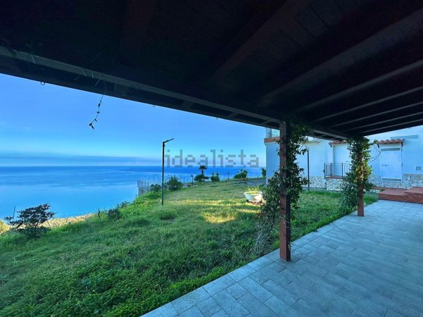 casa indipendente in vendita a Cefalù