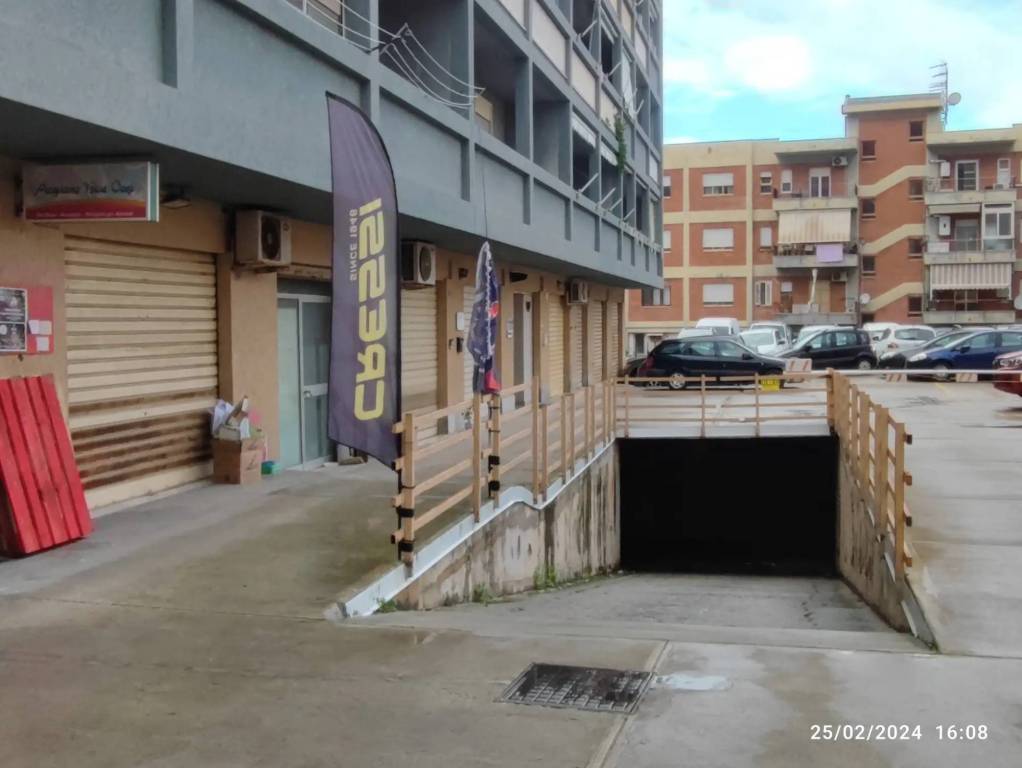 locale di sgombero in vendita a Cefalù