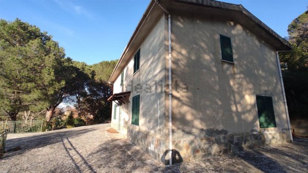 casa indipendente in vendita a Cefalù