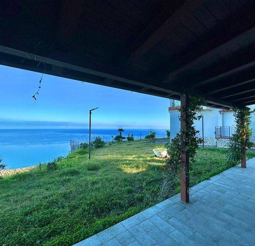 casa indipendente in vendita a Cefalù