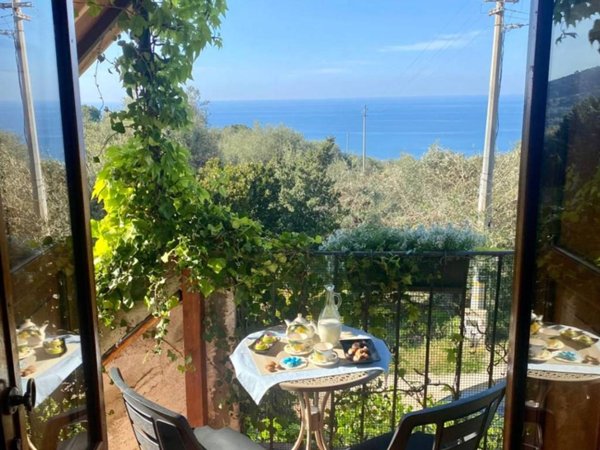 casa indipendente in vendita a Cefalù