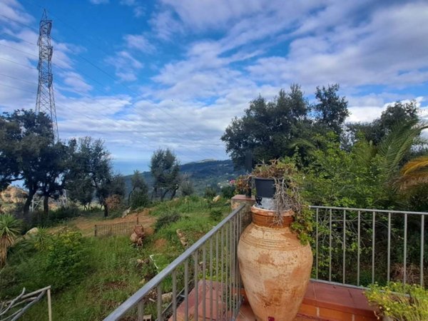 casa indipendente in vendita a Cefalù