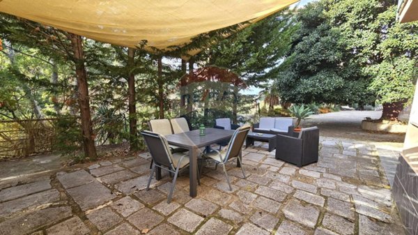 casa indipendente in vendita a Cefalù