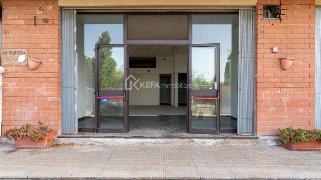 negozio in vendita a Cefalù