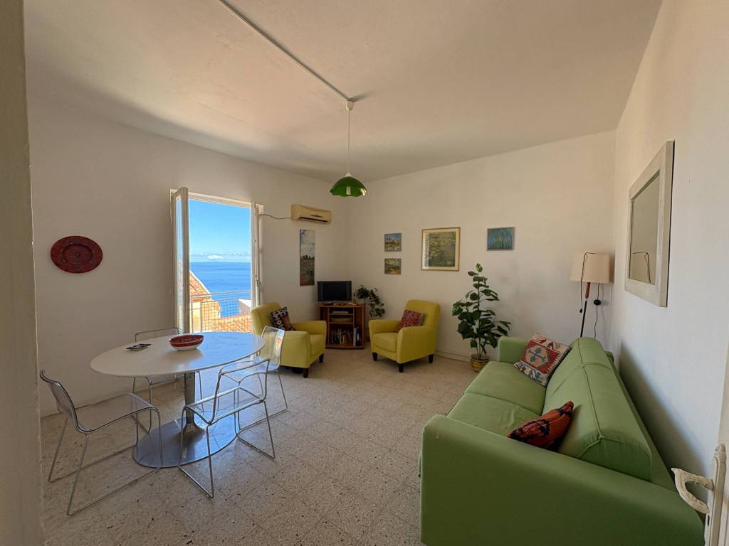 appartamento in vendita a Cefalù in zona Sant'Ambrogio