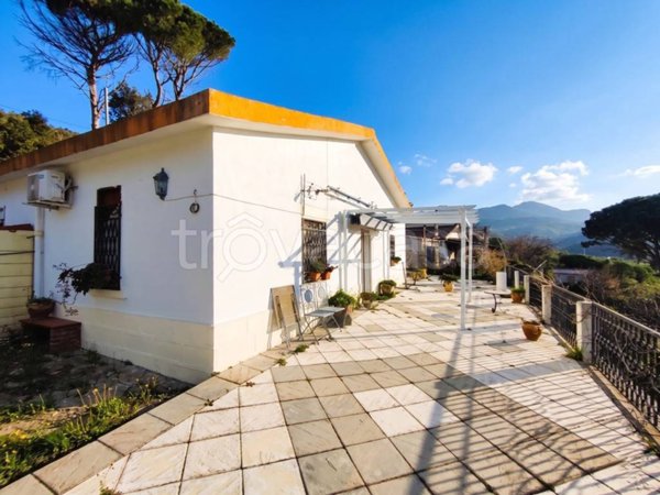 casa indipendente in vendita a Cefalù