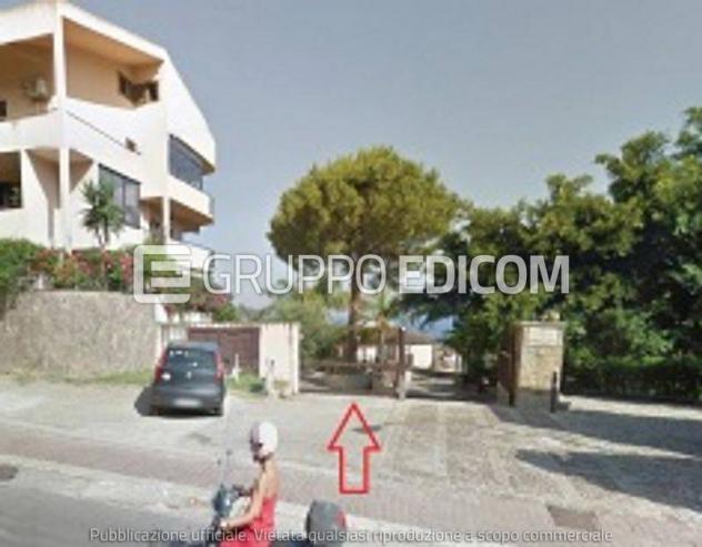 locale commerciale in vendita a Cefalù