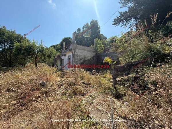 casa indipendente in vendita a Cefalù