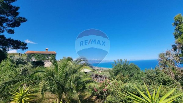 casa indipendente in vendita a Cefalù