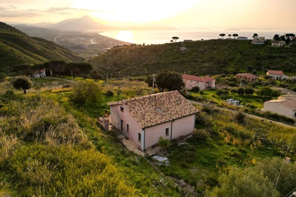 casa indipendente in vendita a Cefalù