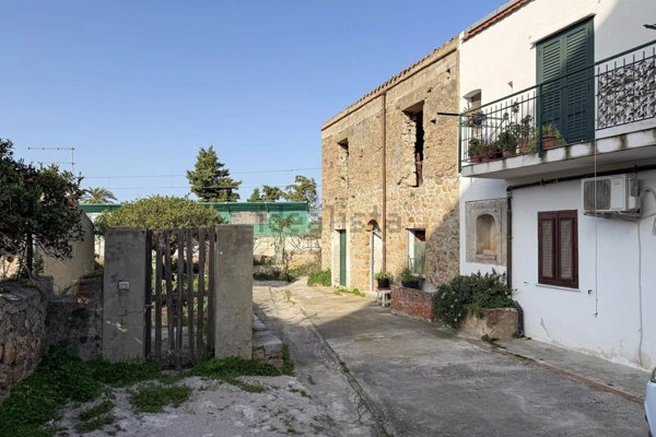 casa indipendente in vendita a Cefalù