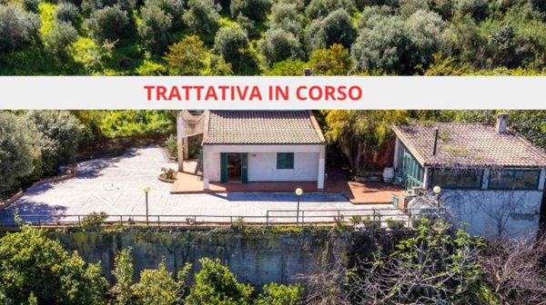 casa indipendente in vendita a Cefalù