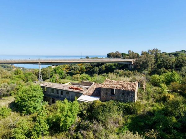 casa indipendente in vendita a Cefalù
