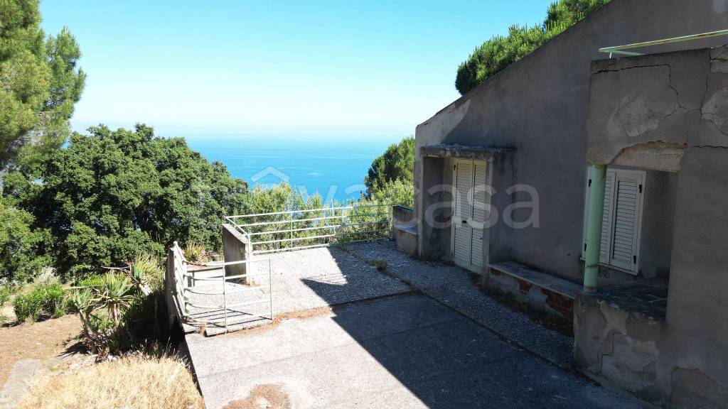 casa indipendente in vendita a Cefalù