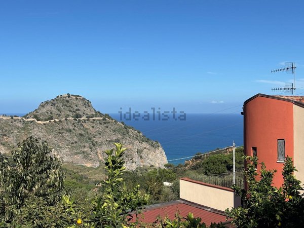 terreno edificabile in vendita a Cefalù