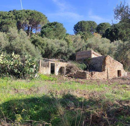 pentavano in vendita a Cefalù in zona Sant'Ambrogio