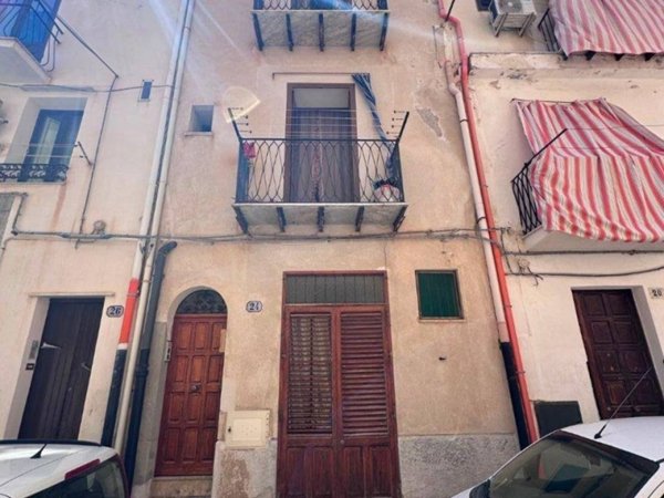 casa indipendente in vendita a Cefalù
