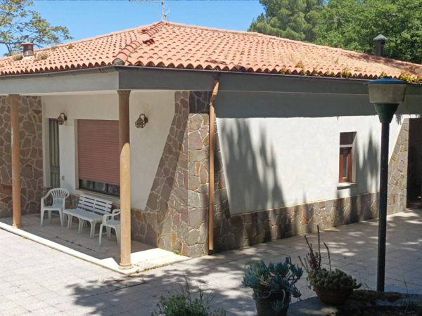 casa indipendente in vendita a Cefalù in zona Gibilmanna