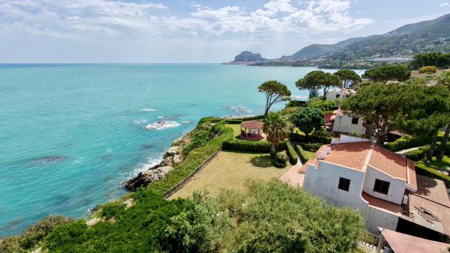 casa indipendente in vendita a Cefalù