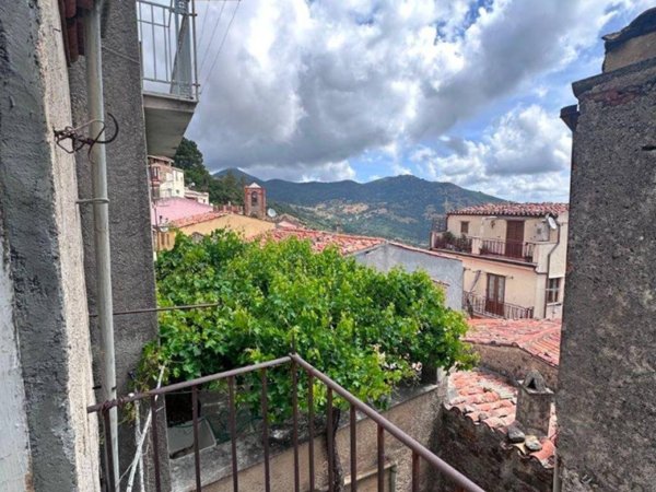 casa indipendente in vendita a Cefalù in zona Sant'Ambrogio
