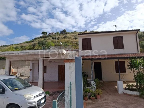 casa indipendente in vendita a Cefalù in zona Sant'Ambrogio